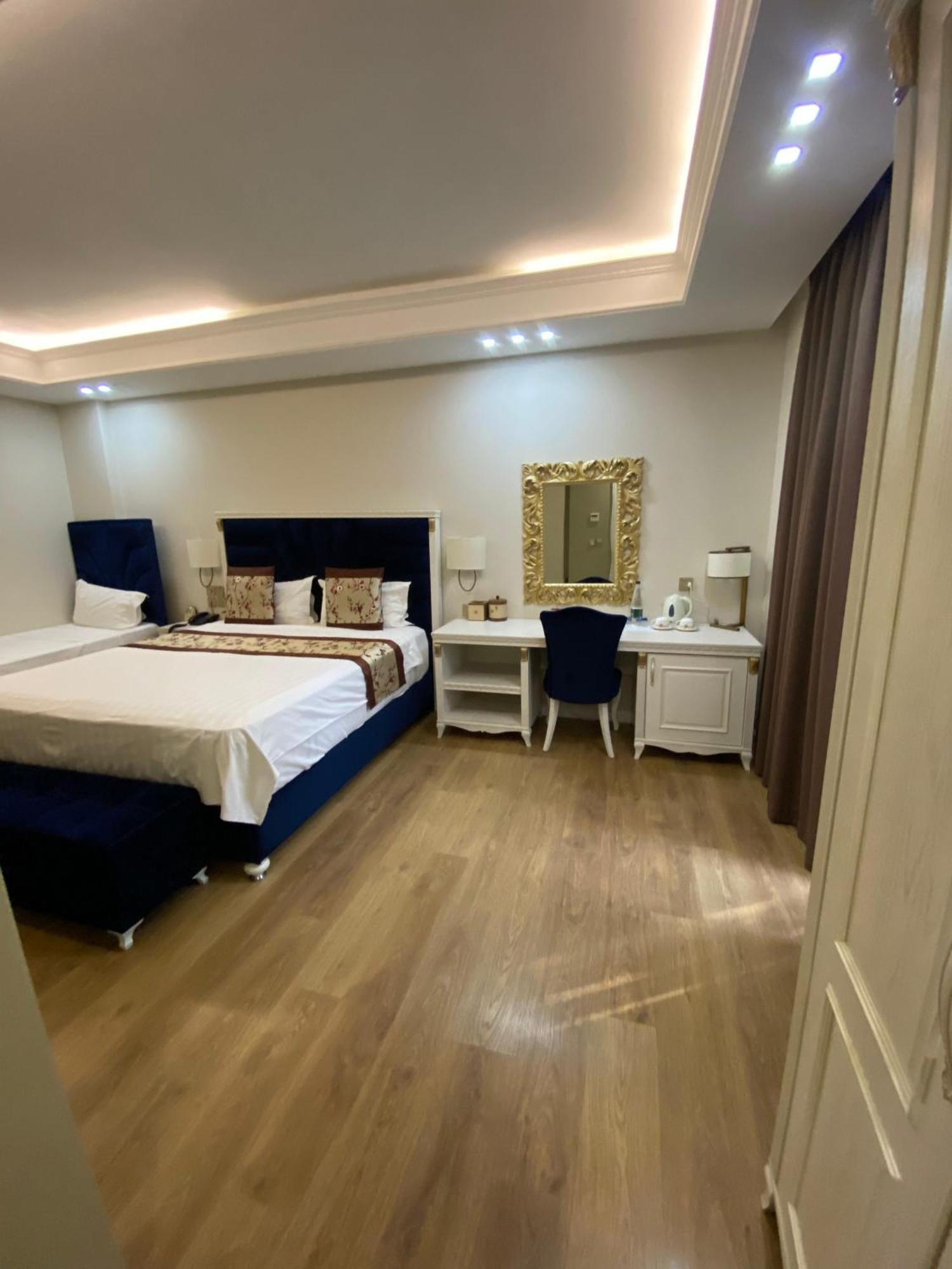 Hotel Brais Durres Bagian luar foto