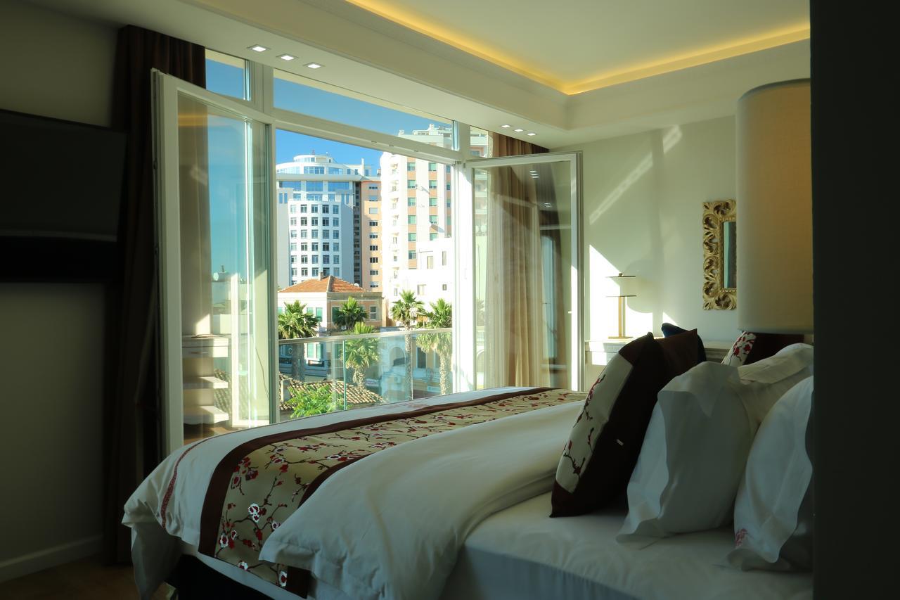 Hotel Brais Durres Bagian luar foto